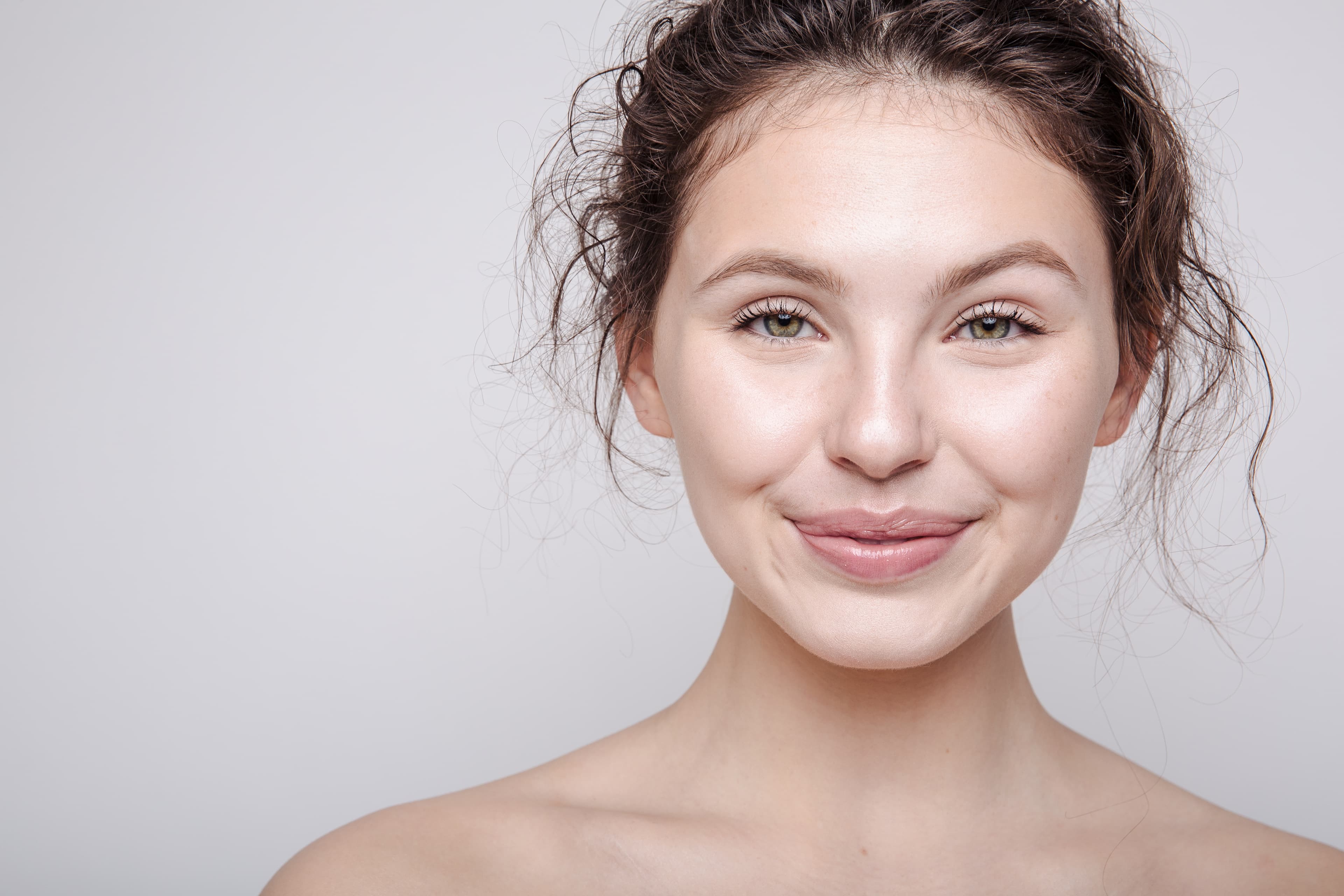 Fashion editorial makeup by Natalia Che — photo 20