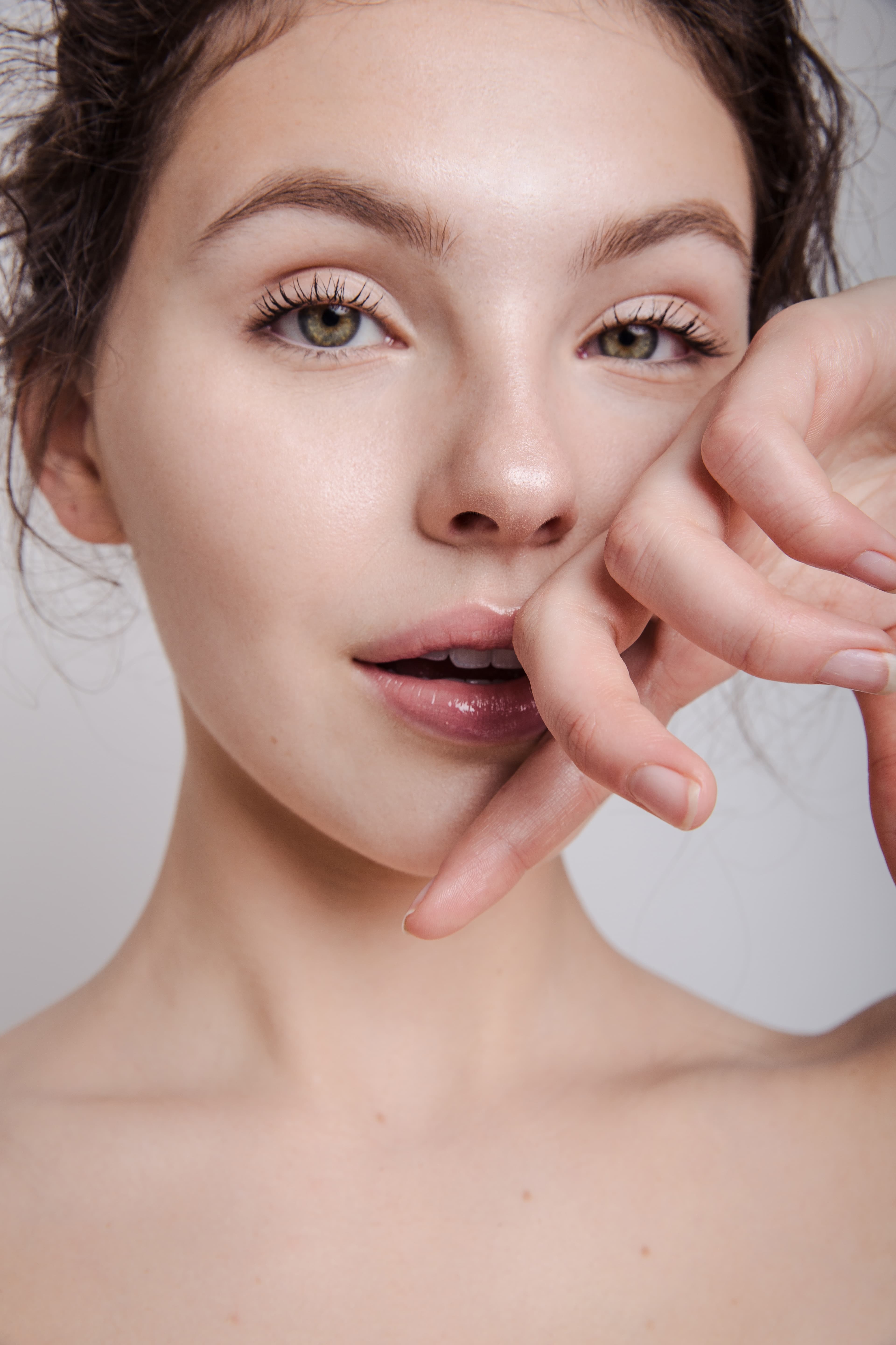 Fashion editorial makeup by Natalia Che — photo 25