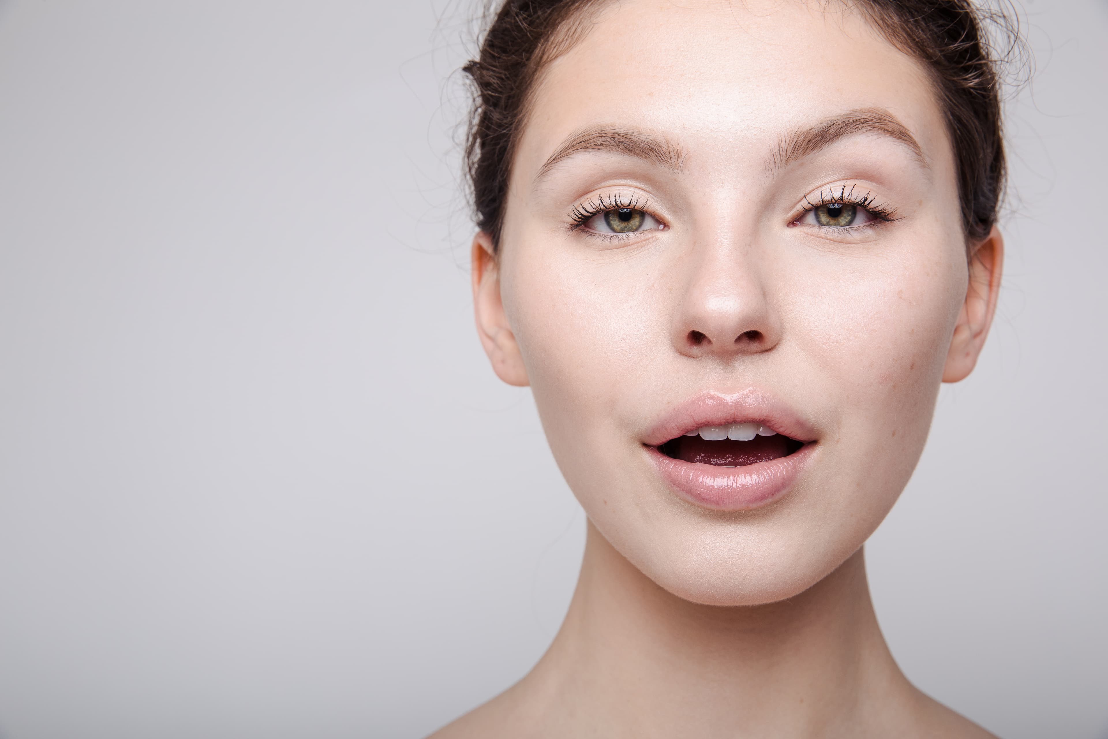 Fashion editorial makeup by Natalia Che — photo 26