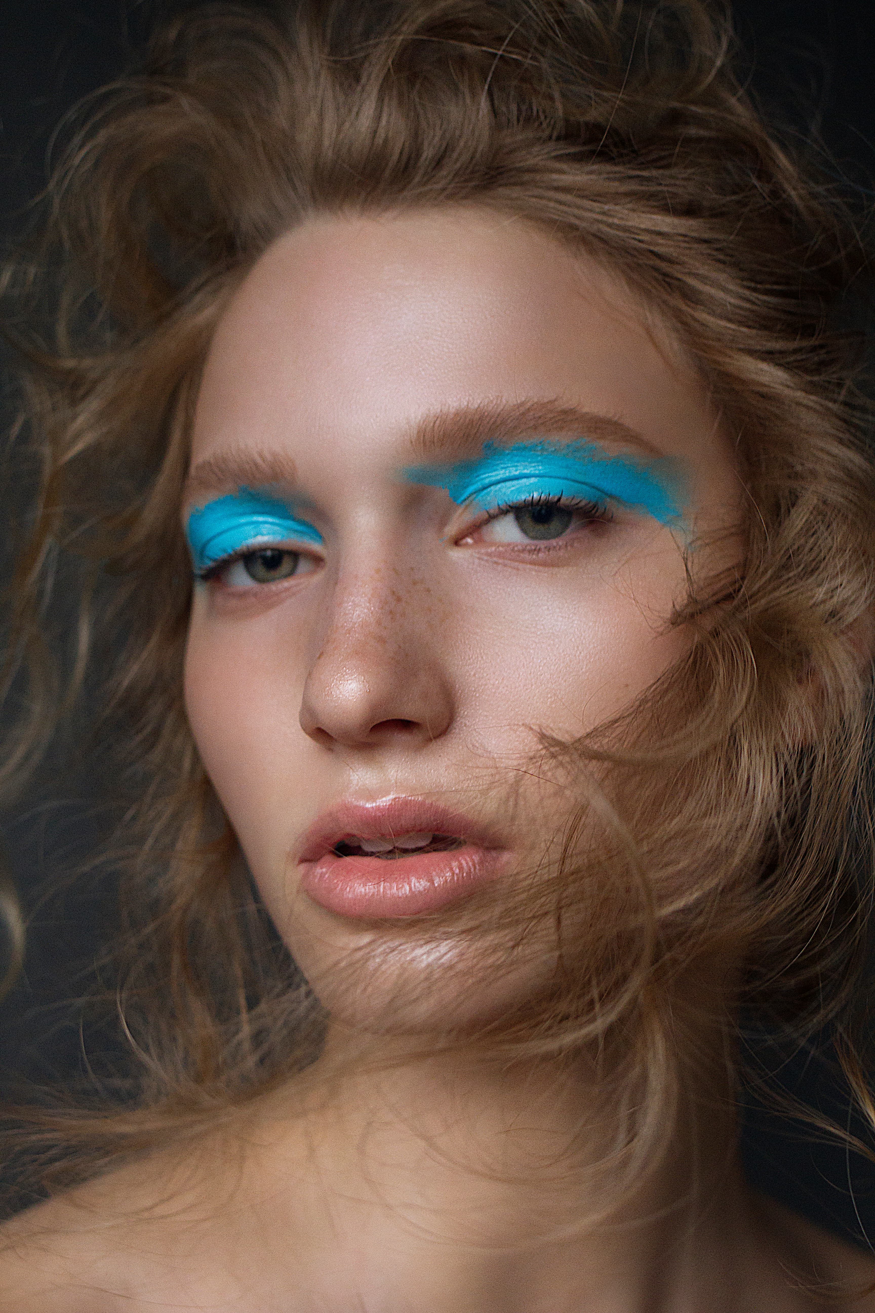 Fashion editorial makeup by Natalia Che — photo 42